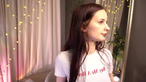 Alicia online show from May 6, 8:53 am