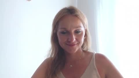 Alicia online show from June 22, 1:07 pm