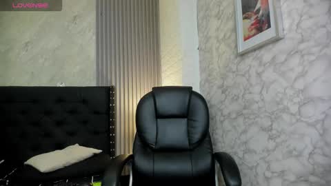 Snapshot of alicy__torres chatting on October 21, 12:21 pm alicya online show from October 21, 12:21 pm