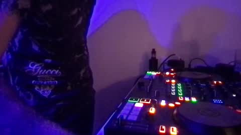 busco rockera online show from March 6, 9:53 pm