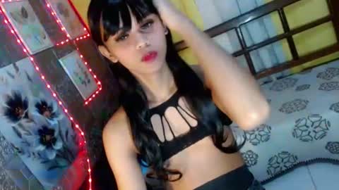 aliexagrey online show from June 27, 12:00 pm