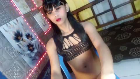 aliexagrey online show from July 2, 10:20 am