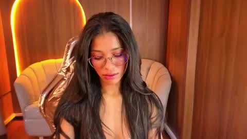 alina_b_ online show from June 22, 7:54 pm