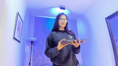 alina online show from May 2, 12:11 pm