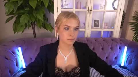 Alina online show from June 9, 7:24 pm