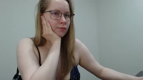 alinasei online show from July 7, 7:23 am