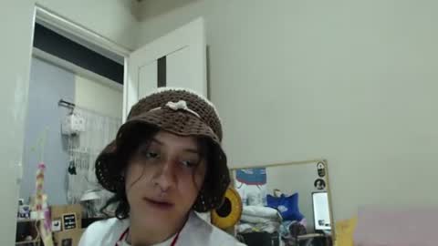  Ali  online show from June 24, 3:02 am