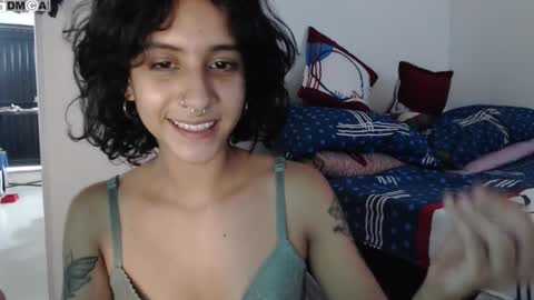  Ali  online show from November 5, 7:05 pm