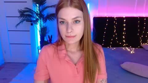 alisa_woood online show from March 9, 4:44 pm
