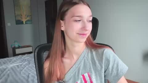 Alice                                   Fansly Alisa01 online show from July 4, 2:48 am