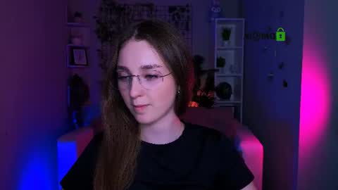 Alisa online show from June 18, 7:08 pm
