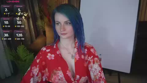 alisagrace online show from June 16, 7:07 pm