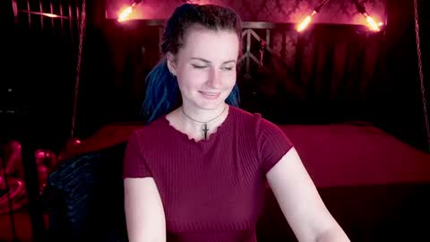 alisagrace online show from April 24, 1:13 pm