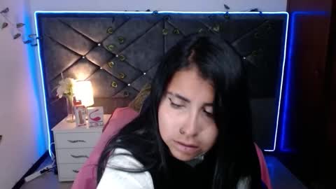 alisha_gamskar13 online show from April 29, 1:05 pm