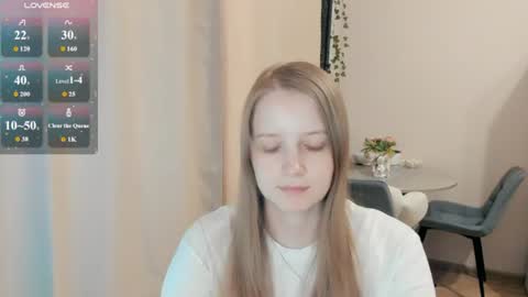 Alya online show from July 28, 3:21 pm