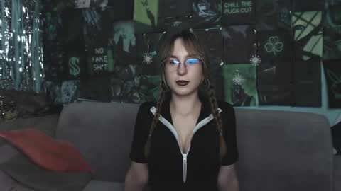 alishakelly online show from November 21, 6:00 am