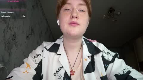 Mia online show from March 16, 3:16 pm