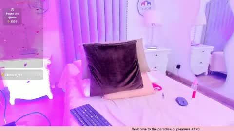 Alison online show from April 30, 9:08 pm
