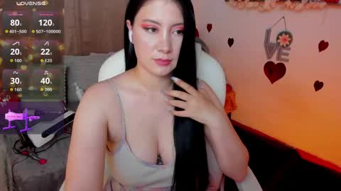   online show from April 23, 5:37 am