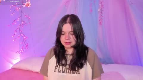 Mia online show from July 25, 3:04 am
