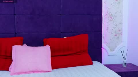 AlissaDrake online show from November 10, 5:10 am