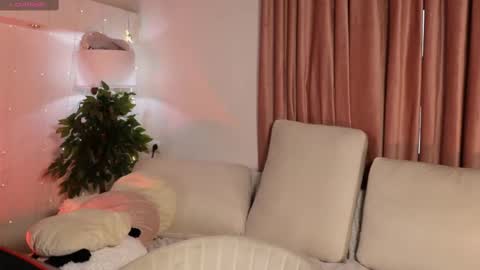 Alissa online show from March 1, 12:34 pm