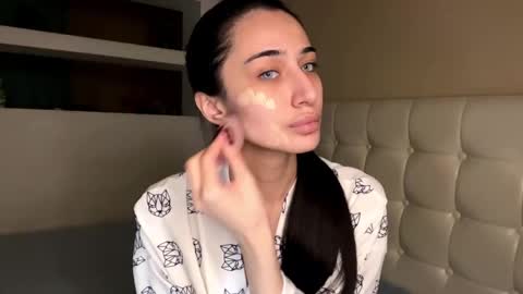 Alissa online show from March 2, 2:54 pm