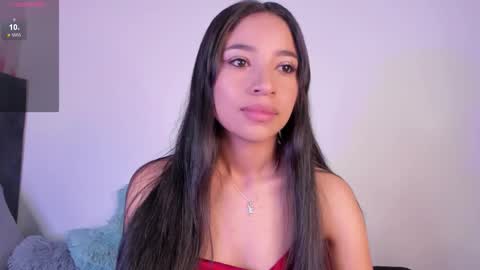 Mara  Isabel online show from November 2, 1:05 am