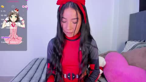 alissarose_1 online show from May 31, 6:31 pm