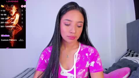 alissarose_1 online show from July 3, 4:50 am