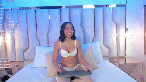 alisse_myers online show from May 9, 3:23 am