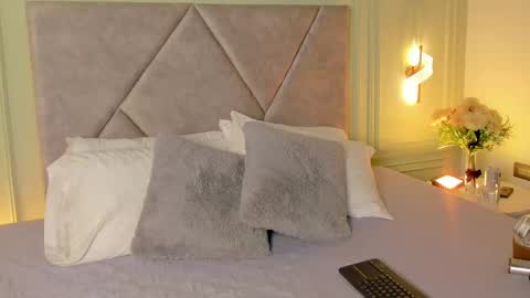 Alisson Joness online show from November 6, 4:48 am