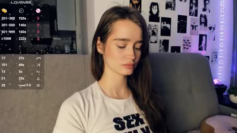 Alivia online show from December 22, 11:17 am