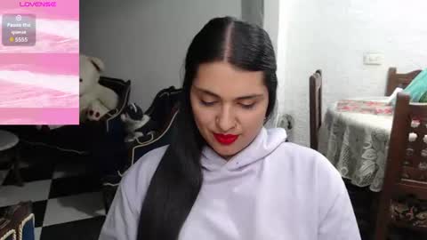 Alix online show from June 17, 2:27 am