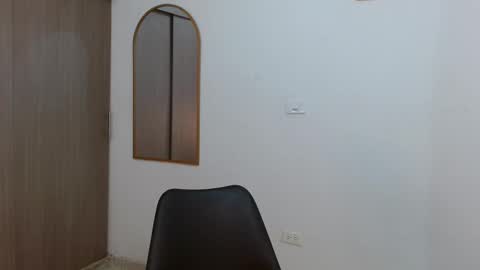 alix online show from November 13, 3:09 am