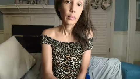 wishlist on bio online show from July 14, 3:22 am