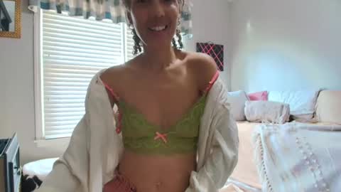 wishlist on bio online show from July 20, 10:33 pm