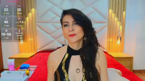 Snapshot of allie_pearl chatting on October 21, 12:10 pm Aliie online show from October 21, 12:10 pm