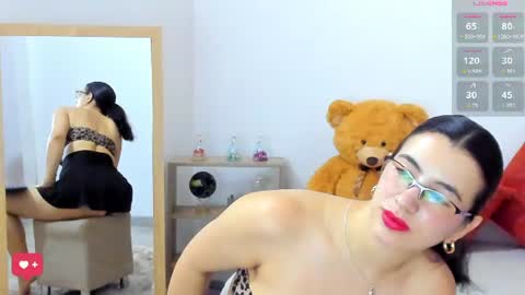    online show from July 3, 8:02 pm