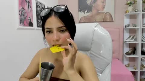 ALLISON online show from April 29, 6:02 pm