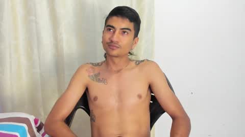 AllisonJustin online show from February 13, 6:52 am