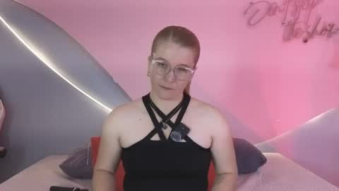 Alli  online show from May 2, 12:00 pm