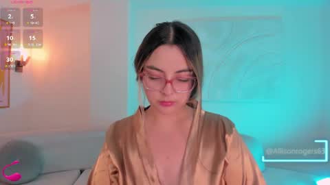 Allison Rogers online show from July 28, 3:21 pm