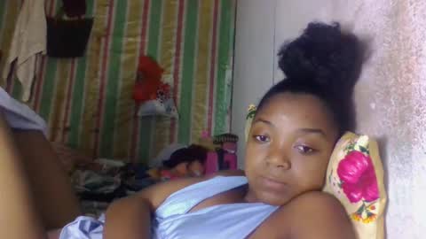 allizida01 online show from May 29, 8:12 am