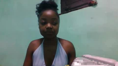 allizida01 online show from May 17, 2:37 pm