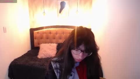 alison online show from June 18, 8:03 pm