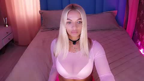 AlwaysHot online show from June 22, 3:25 am
