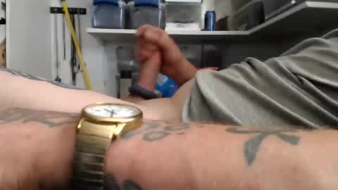 allwolf0323 online show from June 10, 9:57 pm