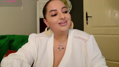         online show from August 3, 3:51 pm