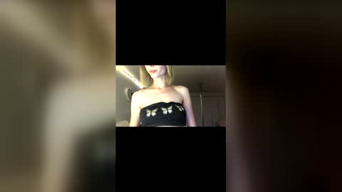 Ally Girl In Her Ally World online show from May 14, 4:32 am